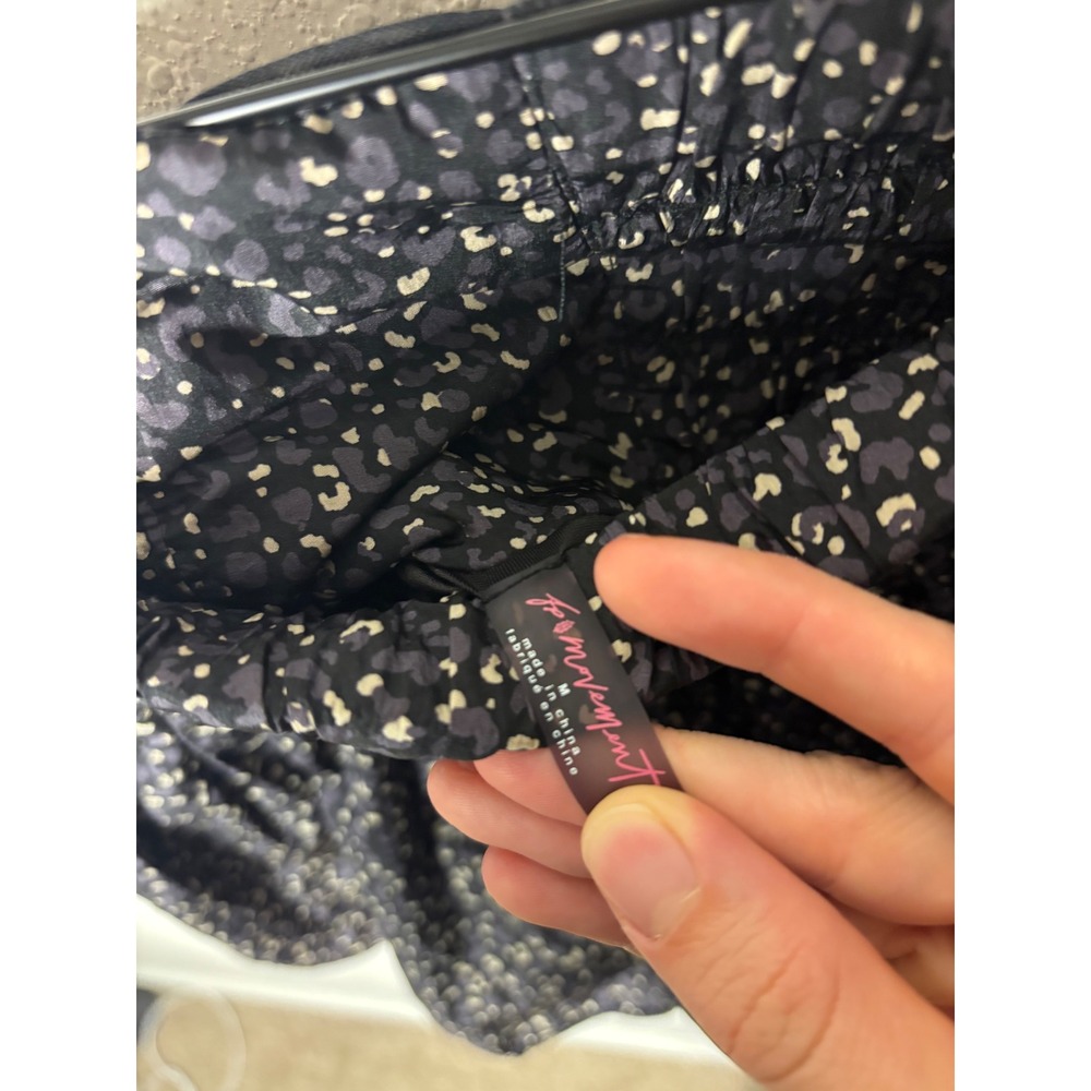 ☀️Free People FP Movement The Way Home Printed Shorts Black Tan Leopard M - Picture 5 of 5